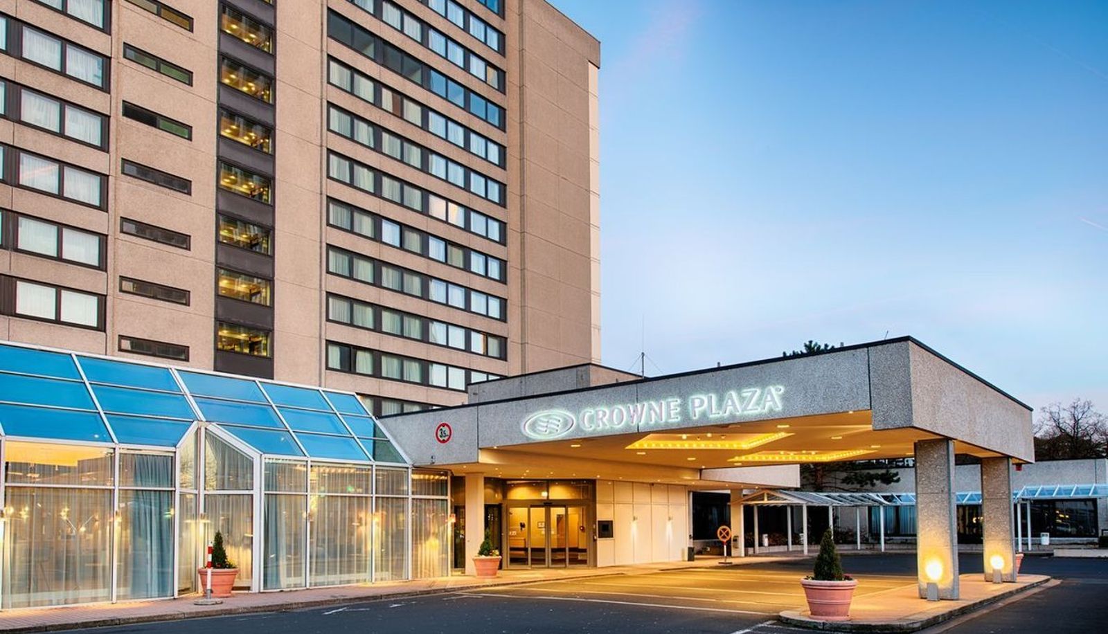 Crowne Plaza Frankfurt - overnatningshotel